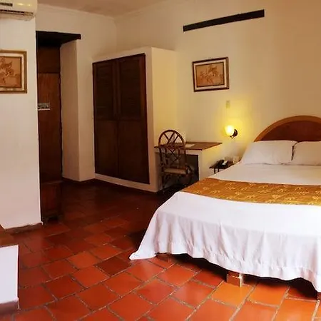 Centro By Dot Tradition
